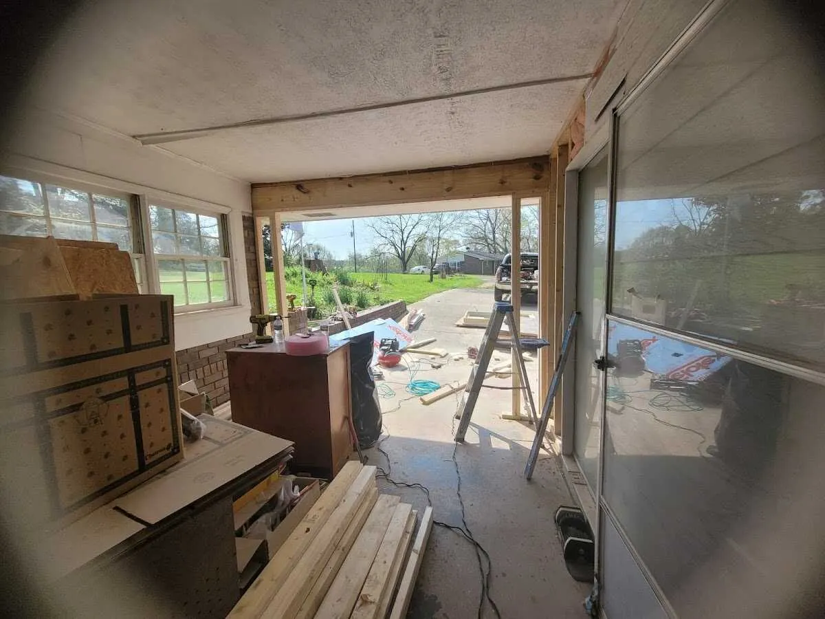 Air movers and dehumidifier for Drying & Dehumidification in De Witt